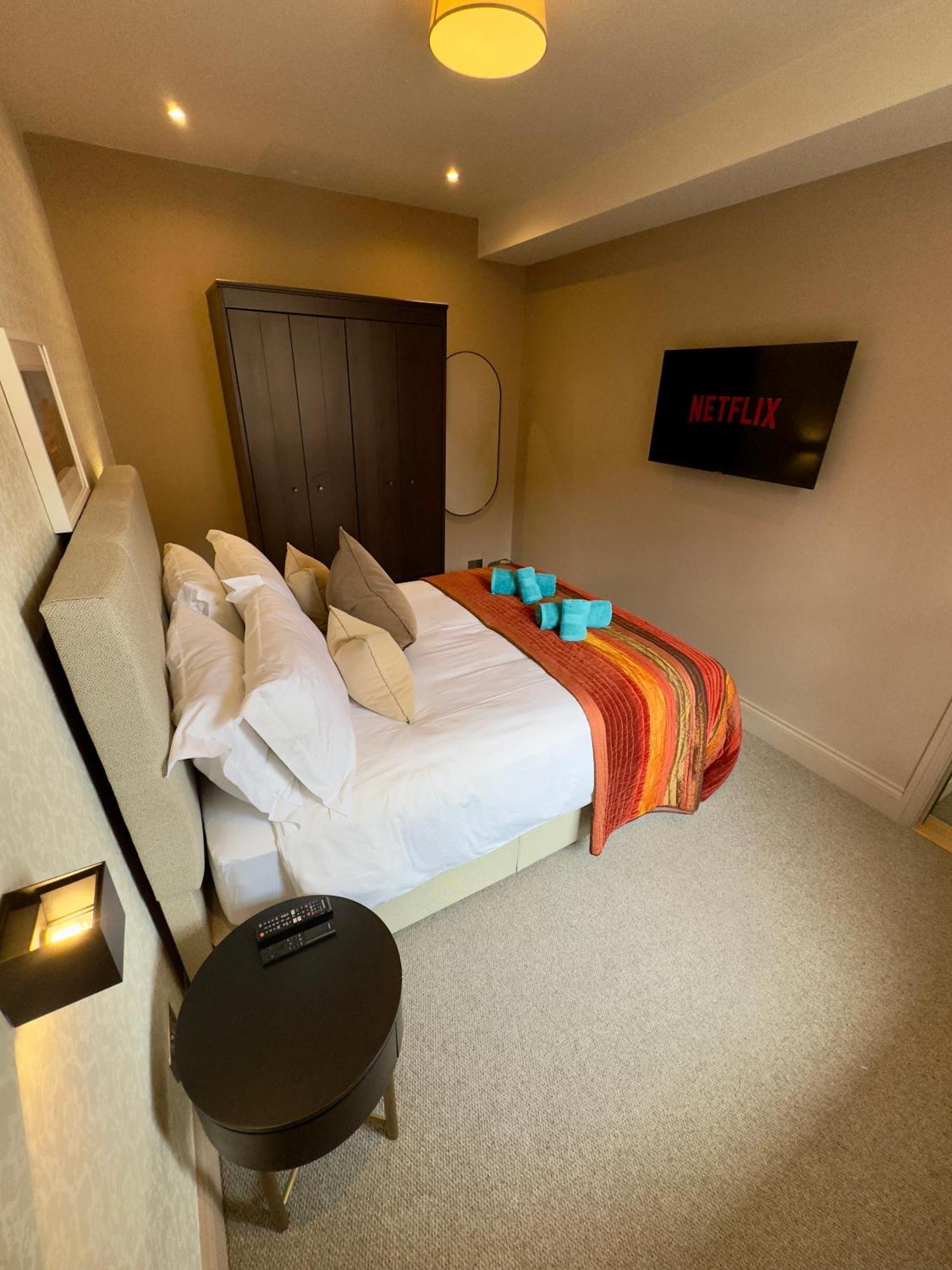 Romeo'S Arch High End Luxury In Centre Of Stratford With Parking Διαμέρισμα Εξωτερικό φωτογραφία