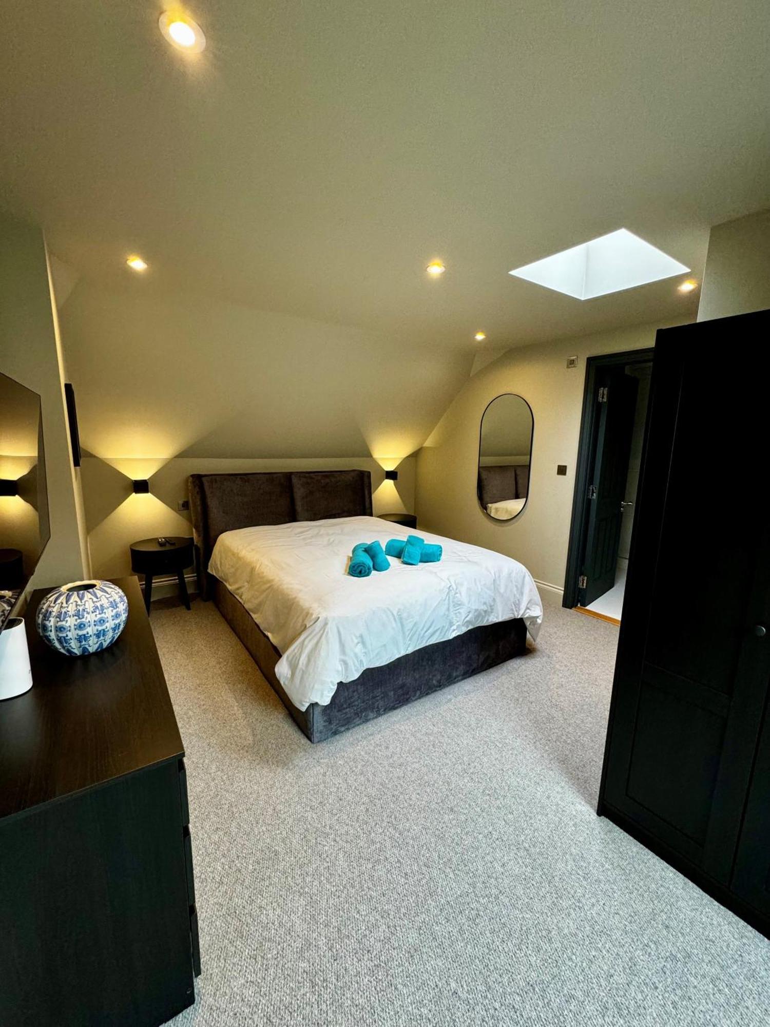 Romeo'S Arch High End Luxury In Centre Of Stratford With Parking Διαμέρισμα Εξωτερικό φωτογραφία
