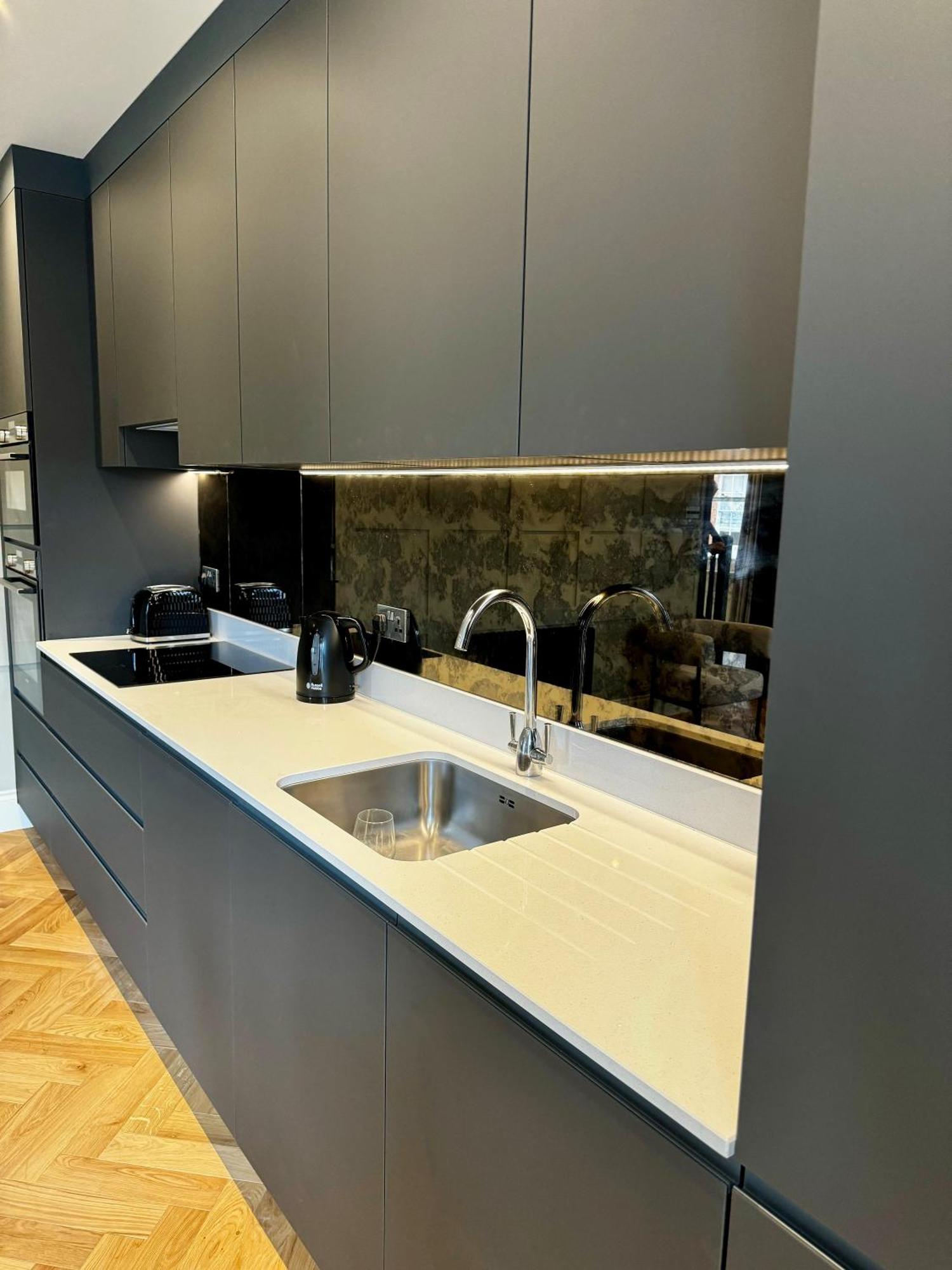 Romeo'S Arch High End Luxury In Centre Of Stratford With Parking Διαμέρισμα Εξωτερικό φωτογραφία